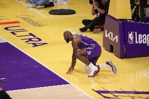 快19年了！上次詹姆斯得分不上双：KD还没进NBA 弗拉格仅15天大