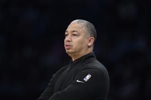 卢谈保罗离队：我不支持球队这样做 但这不是我做出的决定