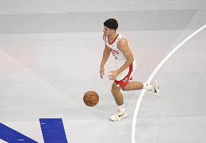 打得还行！谢泼德半场5中2拿到5分2板2助