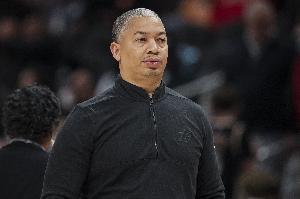 卢：赛季初我们很棒 但你失去比尔&小卡&琼斯等人时就会变得艰难