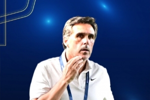 恭喜！拉莫斯当选中超年度最佳教练员