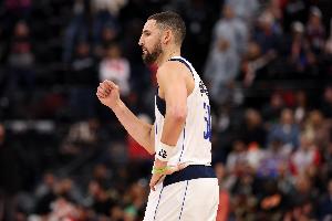 三分命中率46.6%！克里斯蒂：会留意并学习克莱三分训练方式动作