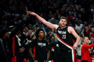 小杨又没啥机会了！拓记：克林根和罗威明天大概率复出战勇士