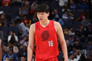 三中锋回归！开拓者战勇士 杨瀚森+克林根+罗威都能打！